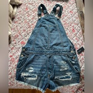 American Eagle denim overalls!